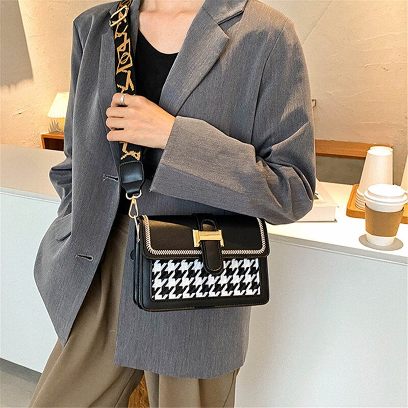 Hot Unique Bag Design Retro Woolen Square Bag & Elegant Shoulder Bag Messenger Bag Width 20.5Cm Height 15Cm Thickness 8Cm